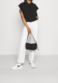 Trendyol T-shirt - bas - black