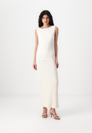 SOFT TOUCH BOATNECK TOP - Top - gardenia