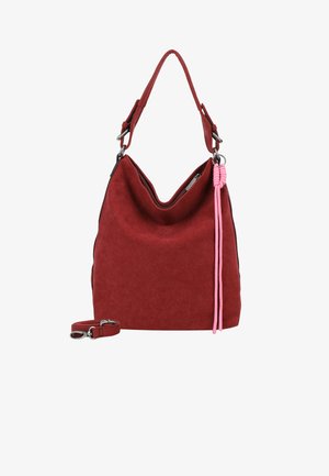 Sac à main en suede rouge avec un design décontracté, des accessoires en métal argenté, une touche tressée rose et une bandoulière amovible. Il est muni d'une fermeture éclair.