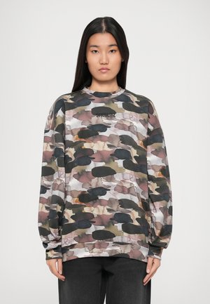 CARMELO SWEATER - Sportska majica - brown