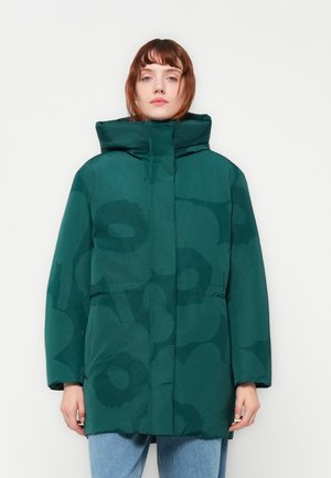 KÄÄNNÖS - Talvitakki - dark green/green