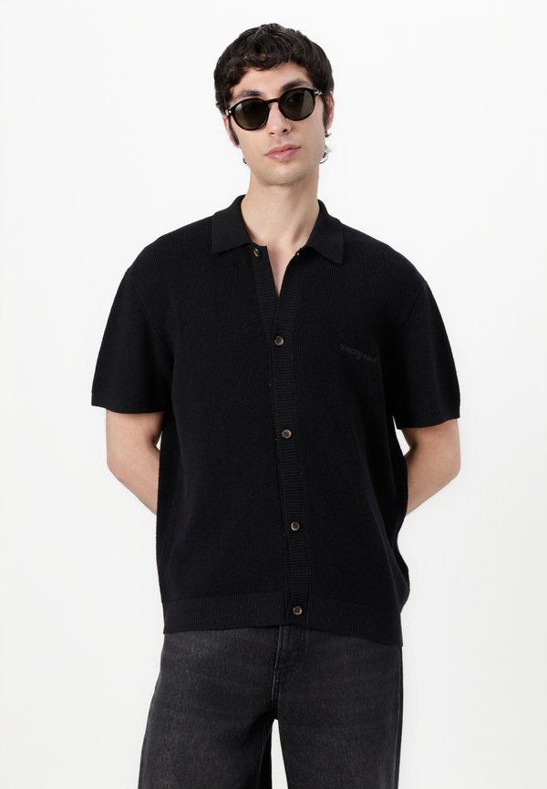 SCRIPT SHIRT  - Shirt3