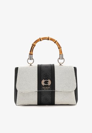 Borsa bianca e nera con tessuto testurizzato, manico in bambù, accessori in argento e un accento centrale con logo. Forma rettangolare con chiusura a pattina.