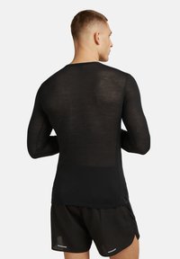 icebreaker Langarmshirt - black