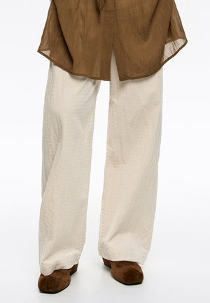 BARREL  - Broek - marfil