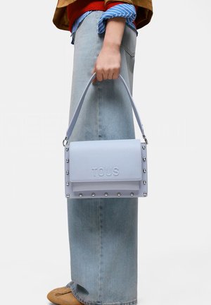 Tous, TOUS BANDOLERA M AUDREE STUDS AZUL GRISACEO - Bolso de mano - azul celeste