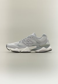 Non selezionato, raincloud/slate grey