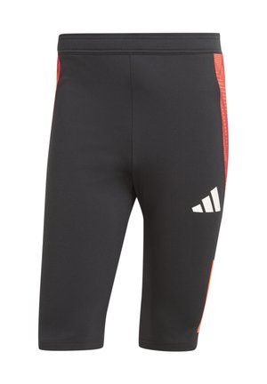 Zwarte sportshorts met een aansluitend ontwerp, rode zijaccenten en een wit adidas-logo op het linkerbeen. Gemaakt van rekbaar materiaal.