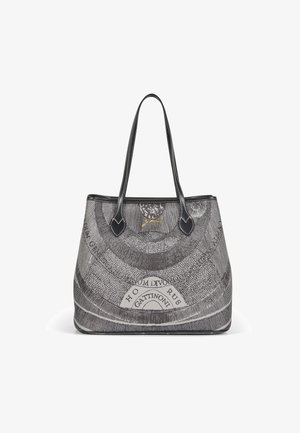 Sac fourre-tout gris et noir avec de longues poignées noires, ornée de texte circulaire abstrait et d'un petit logo doré au centre avant.