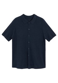 Camicia a maniche corte blu navy realizzata con tessuto morbido, caratterizzata da un colletto classico, chiusura con bottoni e una vestibilità comoda senza motivi visibili.