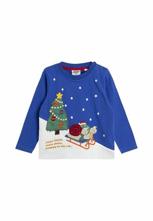 Blaue und weiße Langarmbluse für Kinder mit einem Weihnachtsbaum, drei Tieren auf einem Schlitten und fallenden Schneeflocken.