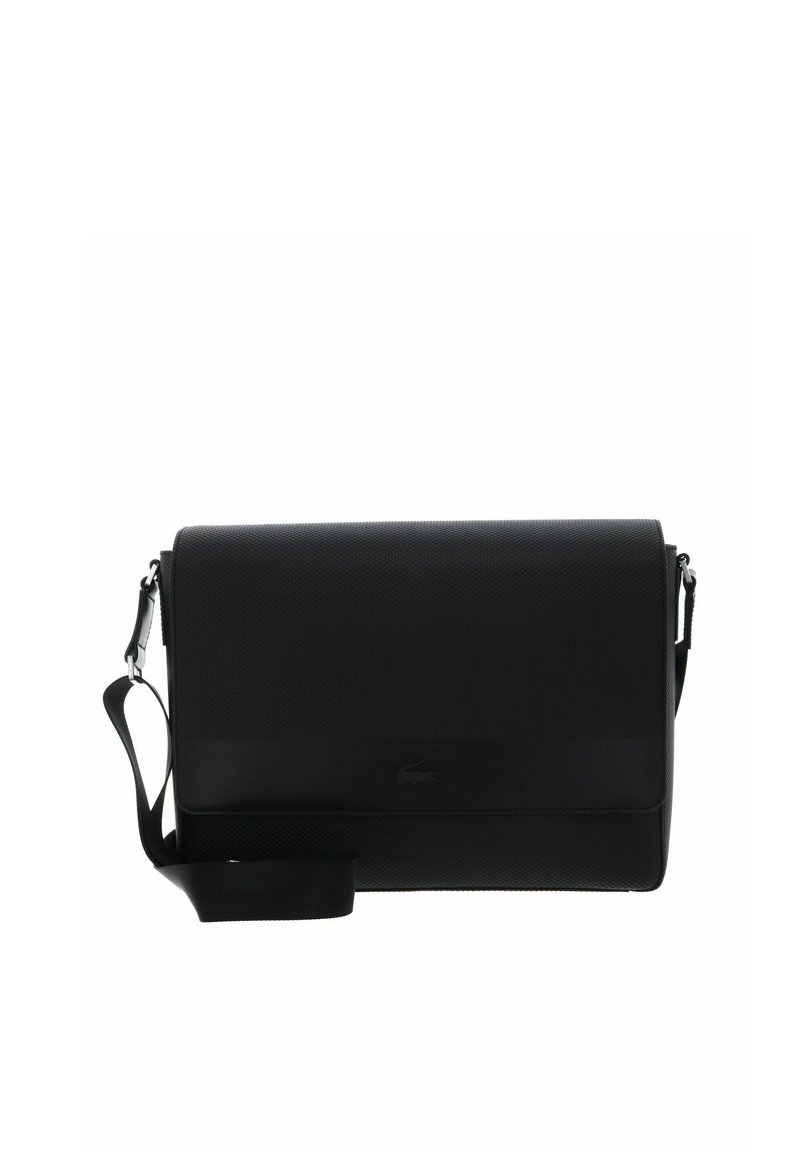 Sac messager noir en matériau texturé, doté d'un rabat de fermeture, d'une bandoulière ajustable et d'un détail logo sur le devant.