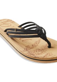 Black strappy flip-flop featuring a bamboo footbed with engraved leaf patterns and a black rubber sole, highlighting its streamlined design.