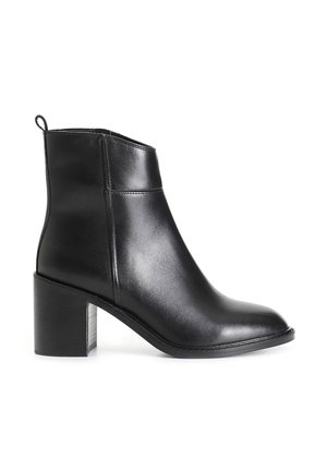 CAFèNOIR Bottines - black