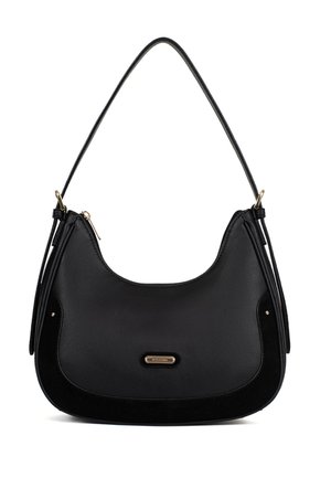 Sac d'épaule en cuir noir avec dessus arrondi, fermeture éclair dorée, sangle fine et petite plaque de marque rectangulaire dorée au centre avant.