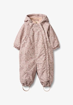 Traje de nieve rosa con estampado floral, capucha, puños elásticos y broches a presión. Material suave con textura acolchada; incluye anillas para sujetar equipo adicional.