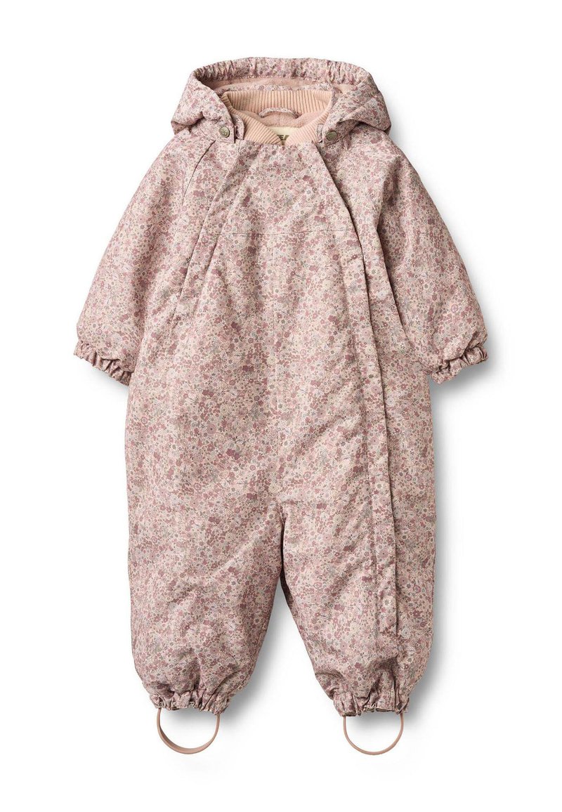 Traje de nieve rosa con estampado floral, capucha, puños elásticos y broches a presión. Material suave con textura acolchada; incluye anillas para sujetar equipo adicional.