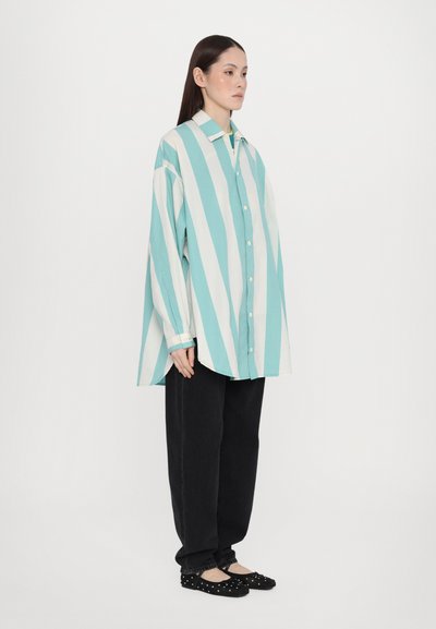 Sunnei MEGA OVER SHIRT TIE - Nööpidega pluus - off white/green