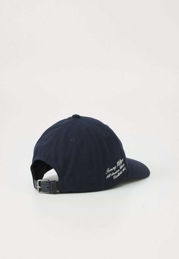 GRAPHIC WASHED 6 PANEL - Cap3
