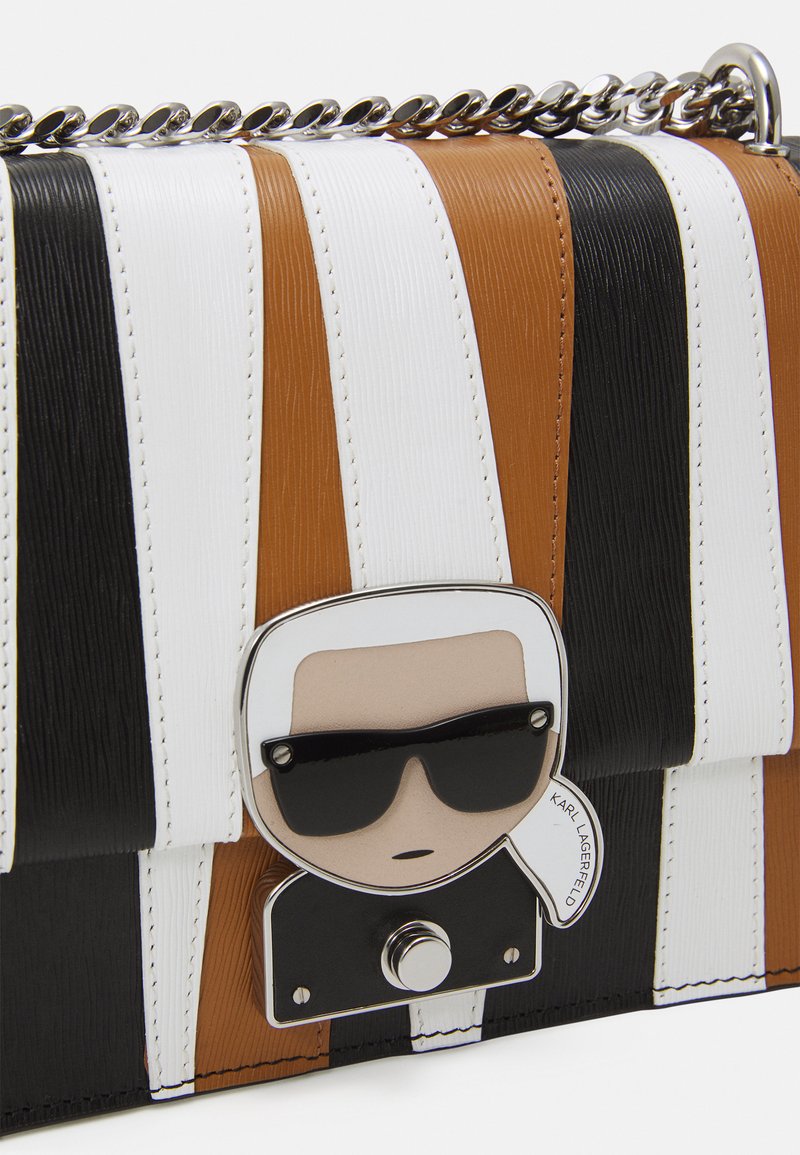 Damen Handtaschen | KARL LAGERFELD IKONIK Umhängetasche black/schwarz - MF64761 Damen Handtaschen | KARL LAGERFELD IKONIK Umhängetasche black/schwarz - MF64761