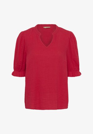 Czerwona, krótkorękawowa bluzka o fakturze z kołnierzykiem z wycięciem w kształcie litery V i falbanami na bufiastych rękawach, widok z przodu na białym tle.