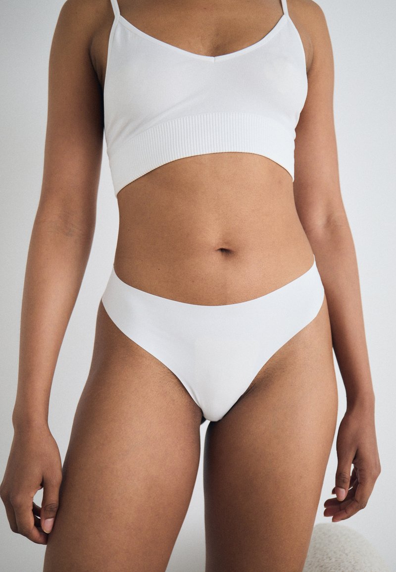 Pieces PCNAMEE BRAZIL 3 PACK - Στρινγκ - bright white