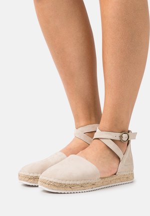 Espadrilles - sand