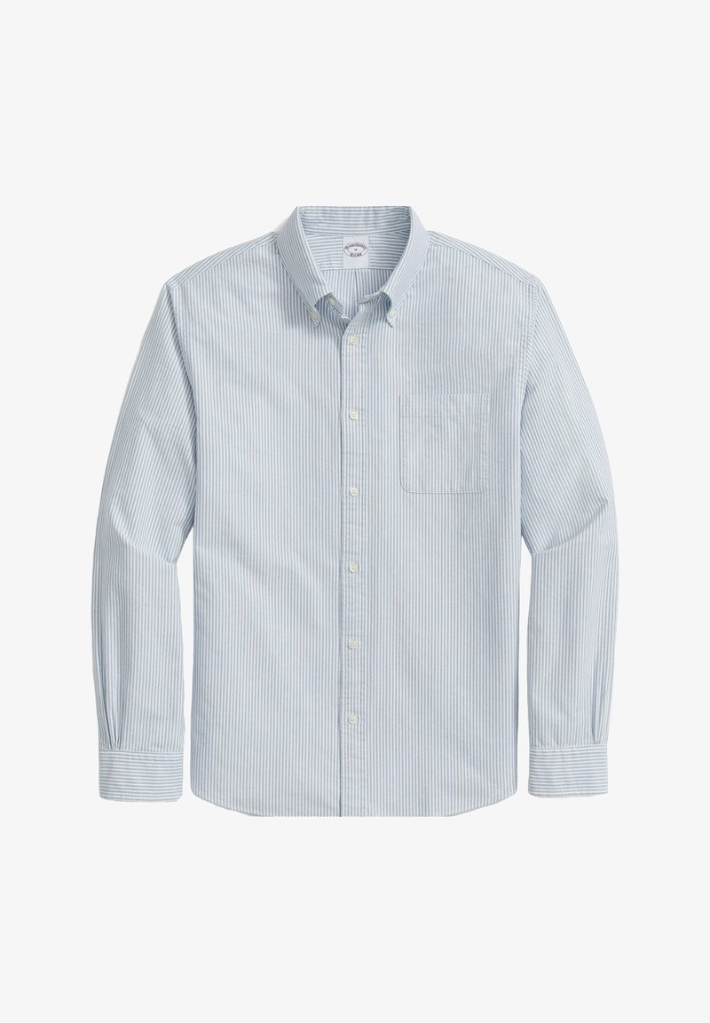 Lichtblauw en witte gestreepte langemouwen shirt met een button-down kraag en een borstzak. Katoenen materiaal met een gladde textuur.