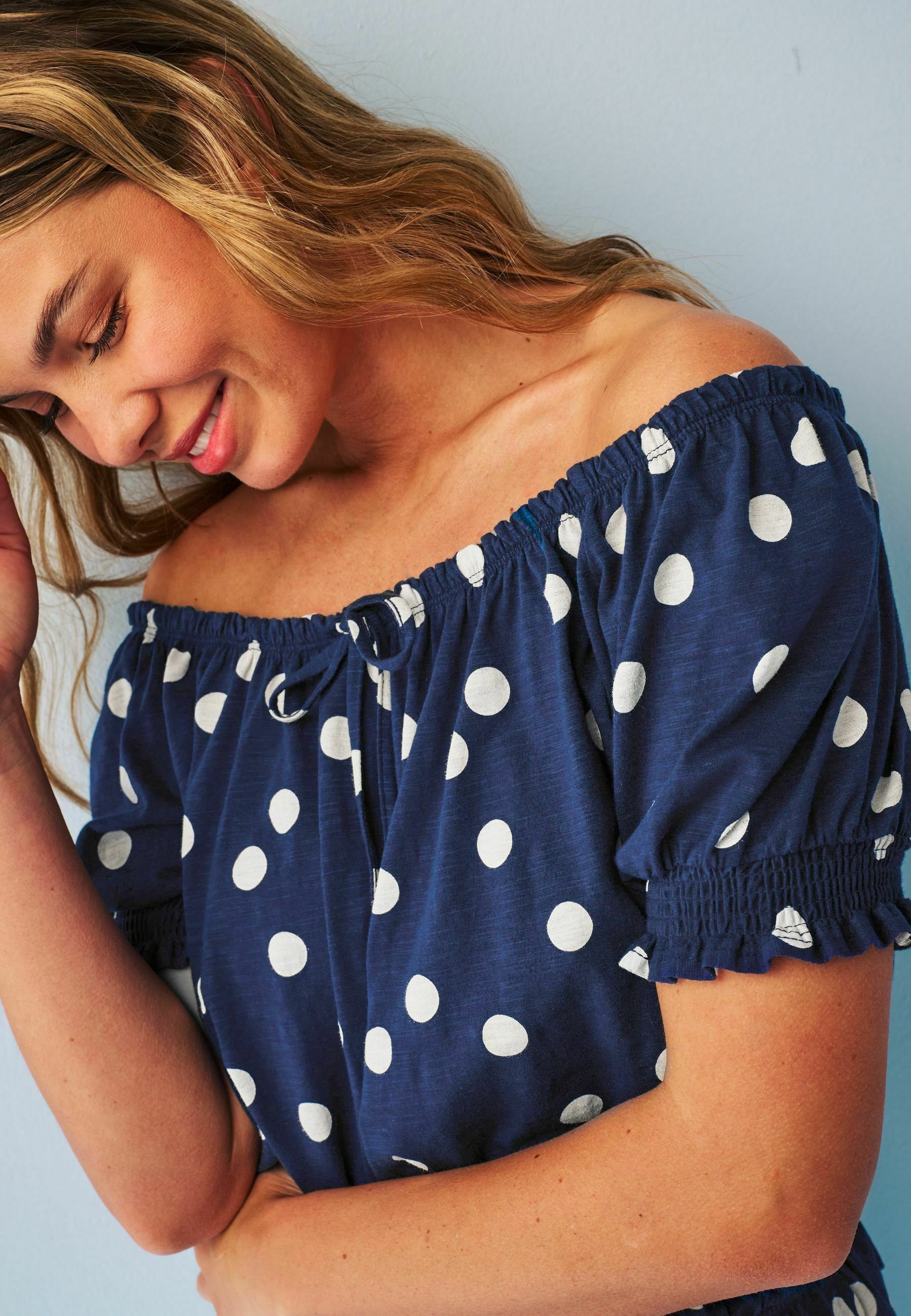 Haut Bardot Next Imprimé Feuilles – Taille UK 10, Manches Courtes, Plissé Noir