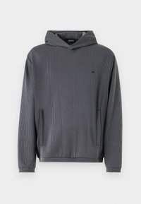 Kapuutsiga pusa - caviar