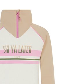 Ritsovershirt met hoge kraag, met beige en witte panelen. Patronen bevatten roze en groene strepen en tekst: "SKI YA LATER PROTEST."