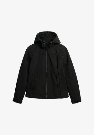 Zwarte softshell jas met capuchon, vooraan met ritssluiting, twee zijzakken, verstelbare koorden voor de capuchon en klittenbandsluitingen bij de polsen.