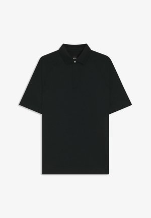 Mustapaita, joka on valmistettu sileästä kankaasta, lyhyillä raglan-hihoilla, klassisella kauluksella ja yhdellä napilla kauluksen kohdalla.