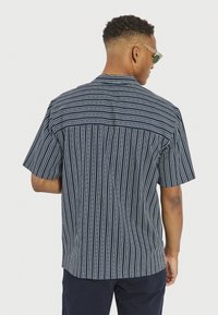 Redefined Rebel HOWIE SHIRT - Ing - navy