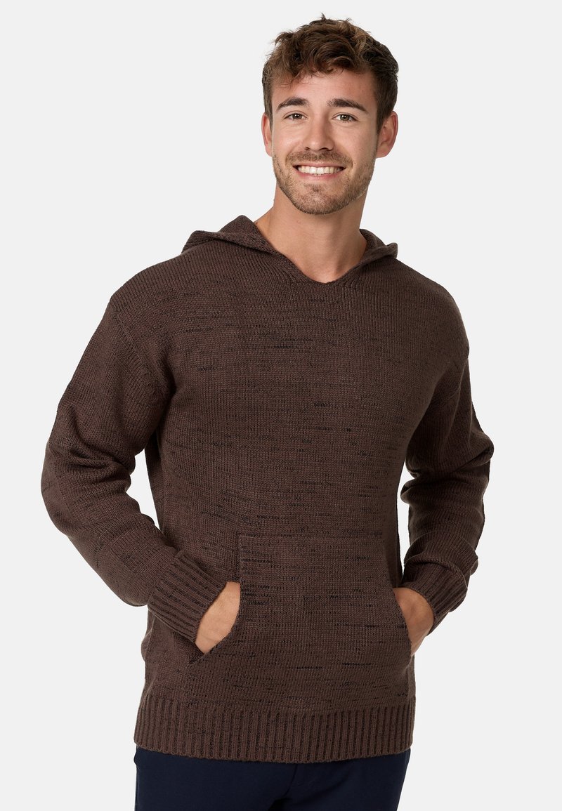 Haut à capuche en tricot marron avec un motif texturé, poche avant et poignets côtelés. Comprend une capuche avec cordon de serrage et une coupe décontractée.