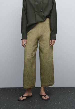 Trousers - olive