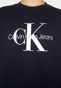 Calvin Klein Jeans CORE MONOGRAM CREWNECK - Sweatshirt - night sky