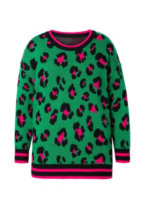 Suéter de punto verde con estampado de leopardo en negro y rosa. Puños y dobladillo acanalados con rayas negras y rosas en el cuello.