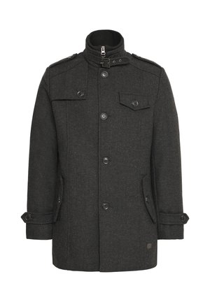 Manteau en laine mélangée gris foncé avec un motif en chevrons, col haut, plusieurs boutons, poches et sangles de poignet ajustables.