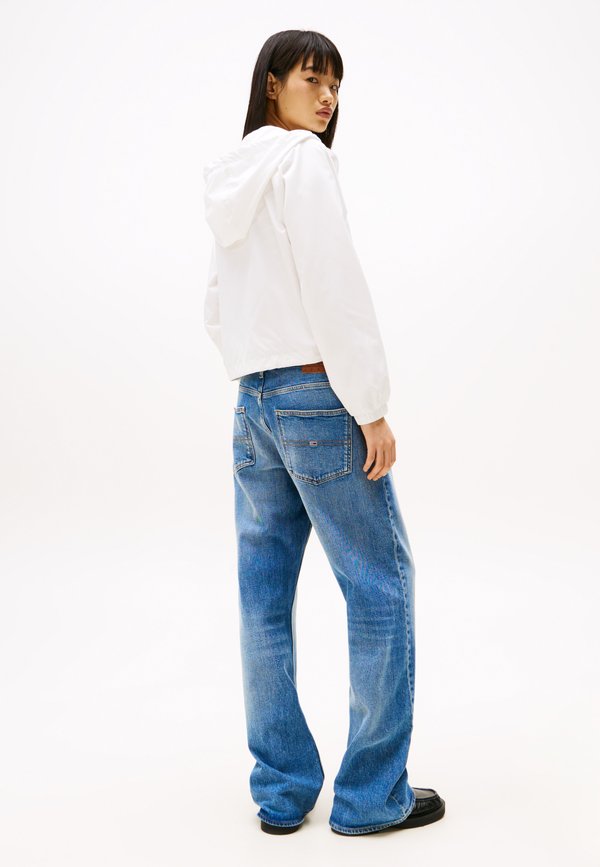 ESSENTIAL WINDBREAKER - Outdoor jacket - ecru4