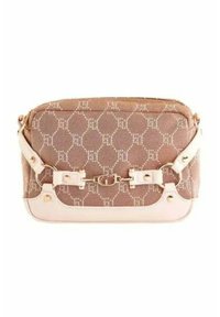 Borsa a tracolla in tessuto marrone con motivo geometrico, dettagli in pelle bianca e hardware dorato. Chiusura con zip e tracolla regolabile.