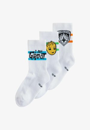 Tri biele ponožky s rebrovanými manžetami, s nápisom „I am Groot“, usmievavým Grootovým tvárou a logom Strážcov galaxie s farebnými akcentmi.