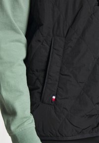 Tommy Hilfiger PACKABLE LINER VEST - Γιλέκο - black