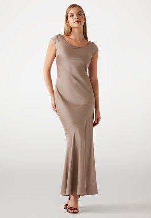 Guess, SS SILVANA LONG DRESS - Vestido de cóctel - beige