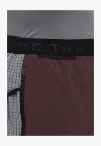 Unausgewählt, burgundy crush smoke grey black