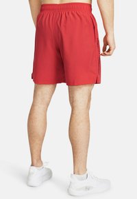 Under Armour TECH WORDMARK - Spordišortsid - red solstice