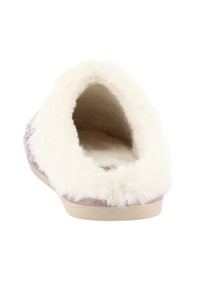 Ciabatta morbida con bordi bianchi e un morbido esterno di colore viola chiaro. Presenta uno schienale basso e una suola beige testurizzata per il massimo comfort.