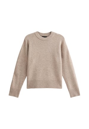 Beżowy sweter z okrągłym dekoltem i długimi rękawami, z prążkowanymi mankietami i prążkowanym dołem, wykonany z miękkiego dzianinowego materiału.