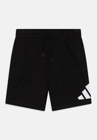 Pantalones cortos deportivos negros hechos de una tela suave, con una cintura elástica con cordón, bolsillos laterales y un acento del logo en blanco.