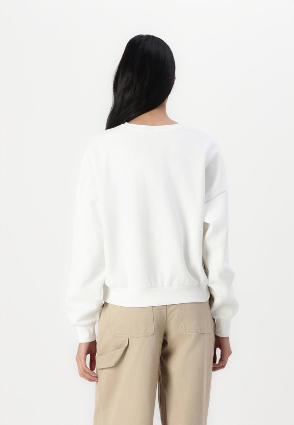 ONLRUNA O NECK BOX - Sweatshirt - cloud dancer2